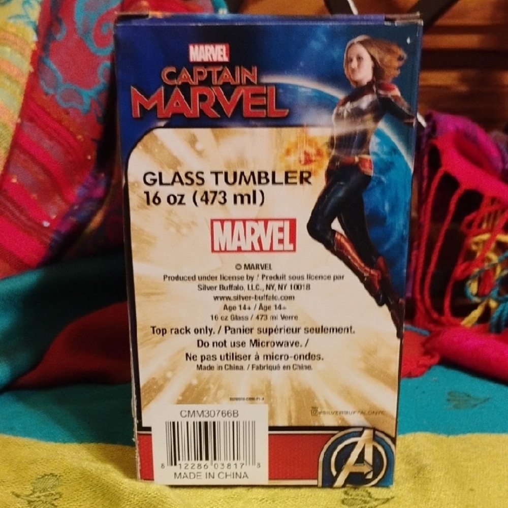 Marvel Captain Marvel Glass Tumbler with Star Design - Picture 3 of 5